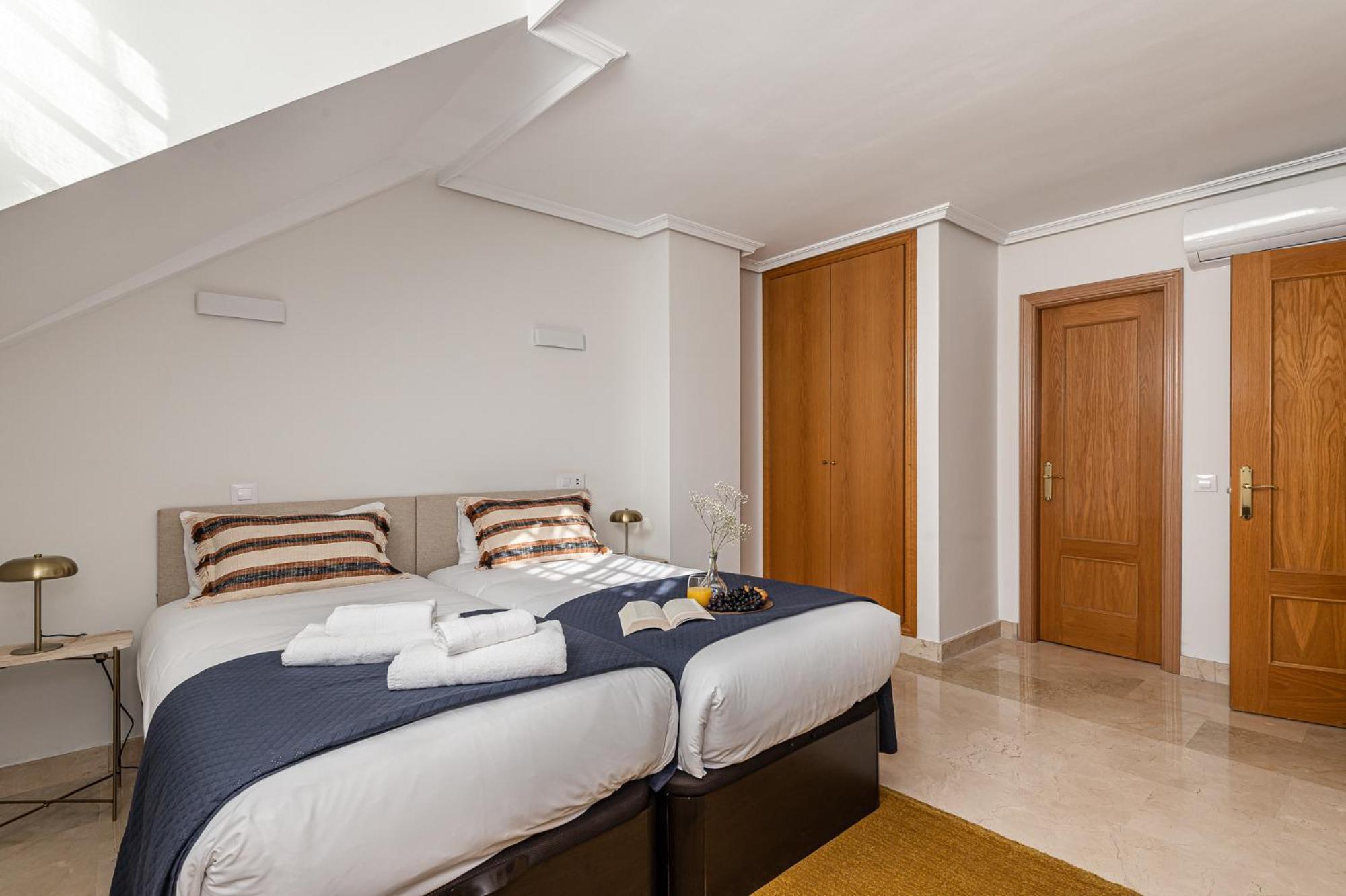 Апартаменты Waou Gran Via Attic - Corta Duracion Мадрид Экстерьер фото